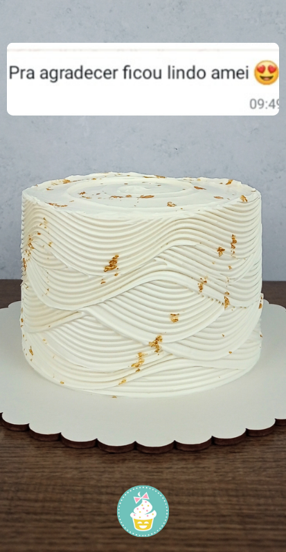 bolos doces artesanais kelly bueno confeitaria festa bolo confeitado branco